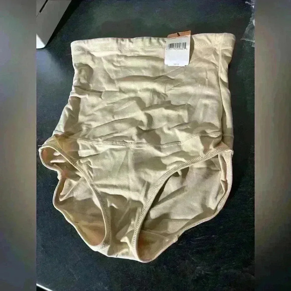 Maidenform Women's High Waist Shaping Brief, Firm Control Shapewear Size Small - Picture 9 of 10